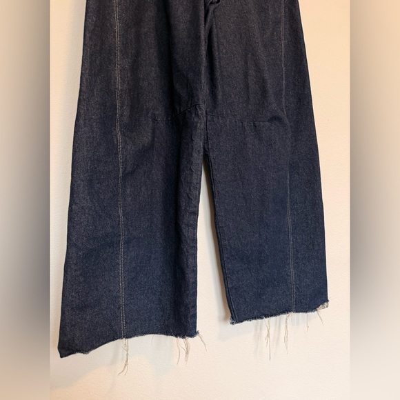 BDG Logan Twisted Buckle Barrel Jeans / Dark Denim Size 33 - Picture 5 of 8